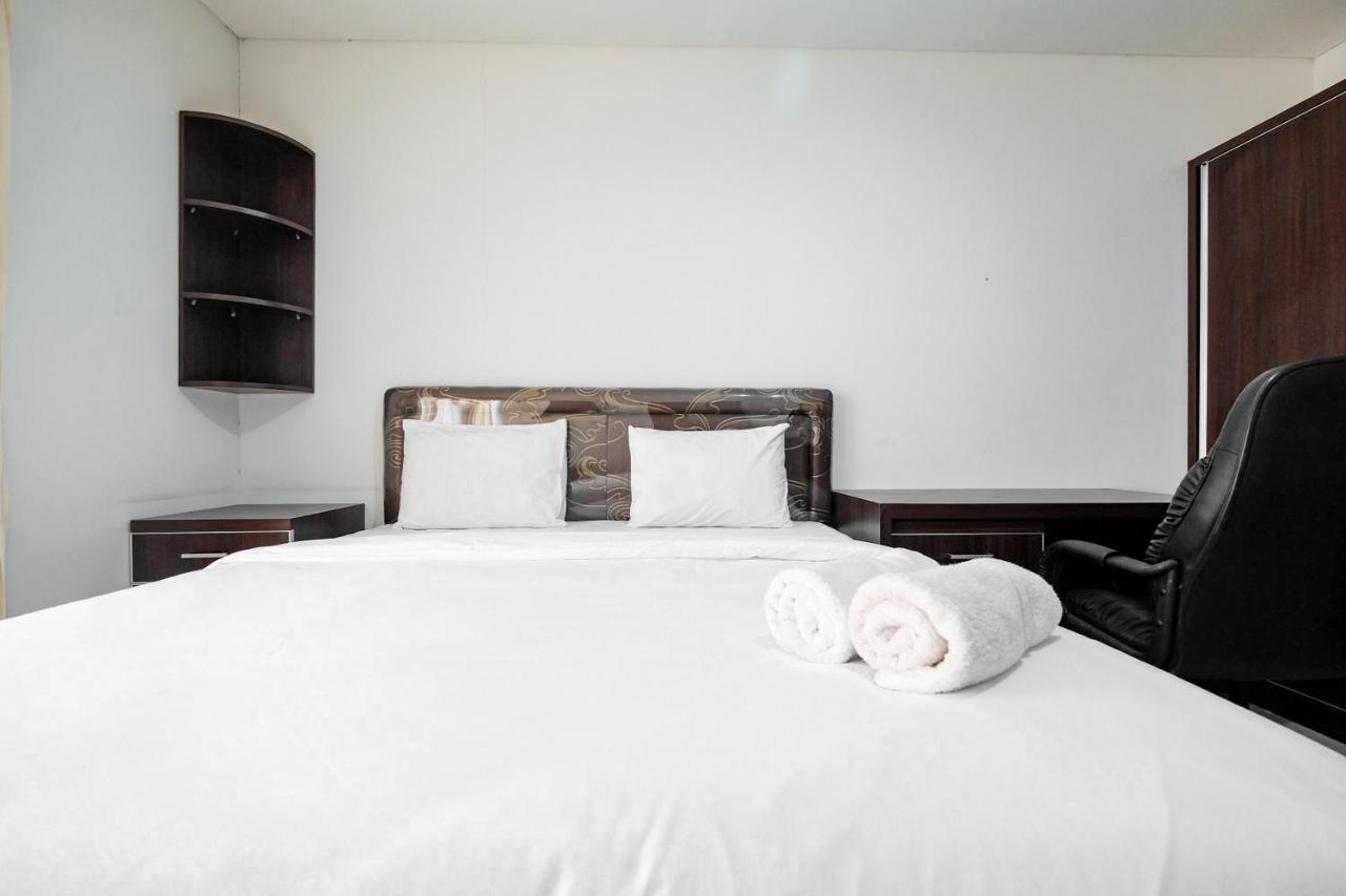 Modern 1br Tamansari Semanggi By Travelio